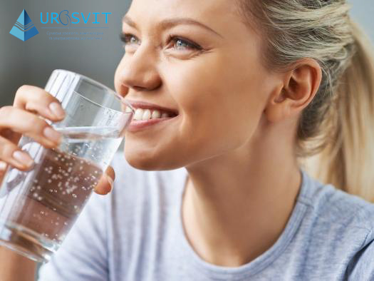 Для чого організму вода?